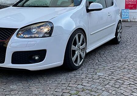 VW Golf Volkswagen 2.0 GTI DSG /LED/SPORT/AUTOMATIK/SHZ/MFL/