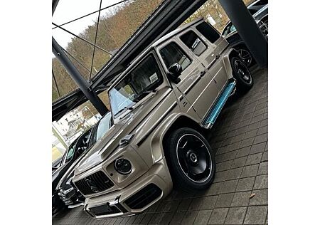 Mercedes-Benz G 63 AMG New car / Traventin Beige / full option