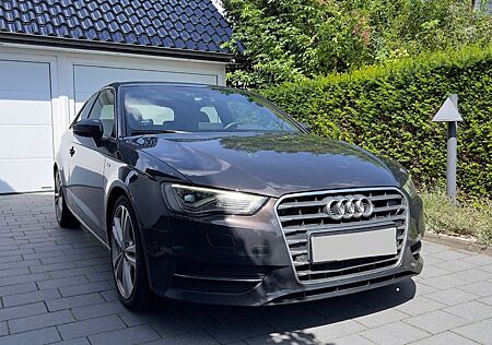 Audi A3 2.0 TDI S tronic S line
