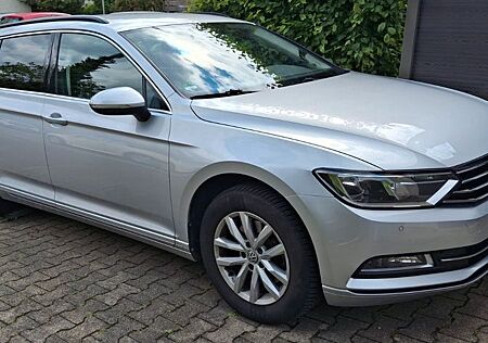 VW Passat Variant Volkswagen 2.0 TDI SCR 140kW DSG Comfort...