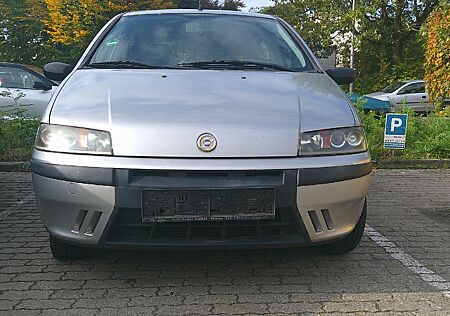 Fiat Punto 1.2 8V Active TÜV NEU Lenkung NEU