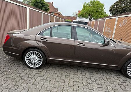 Mercedes-Benz S 350 -