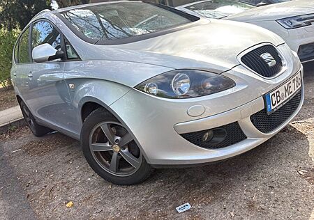 Seat Altea XL 1.4 TSI Kamera Navi DVD Tuv