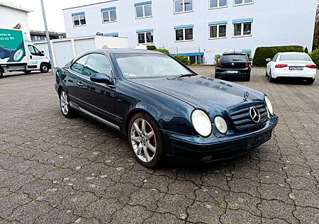 Mercedes-Benz CLK 200 SPORT TÜV bis 2027