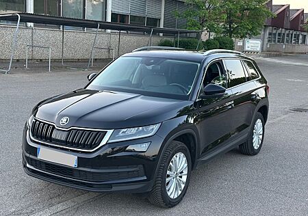 Skoda Kodiaq Style Voll 7 Sitze Leder Panorama Kamera