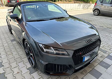 Audi TT RS 2.5 TFSI S tronic quattro Roadster -