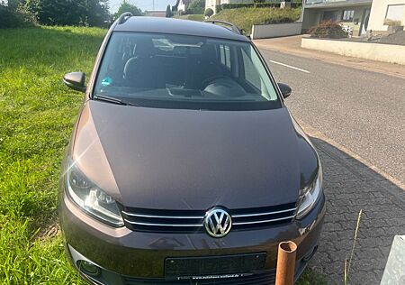 VW Touran Volkswagen Trendline