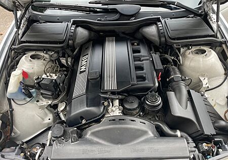 BMW 525 gebraucht kaufen BMW 525i A Exclusive 1. Hand Scheckheft bei , TOP