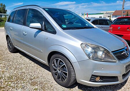 Opel Zafira B CATCH ME Now Automatik
