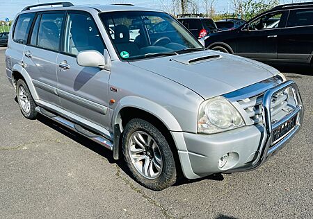 Suzuki Grand Vitara 2.0 TD XL7 Comfort Navigation LMF