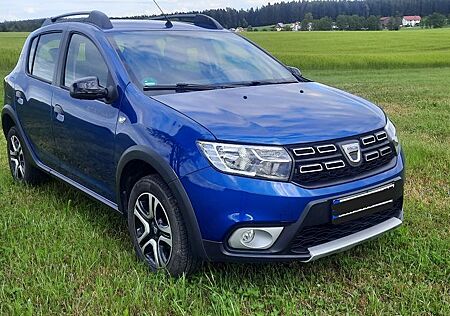 Dacia Sandero TCe 90 Easy-R Stepway Celebration St...
