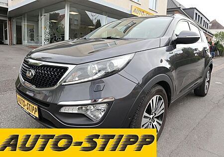 Kia Sportage 2.0CRDi Spirit 4WD RFK LEDER PANO XENON