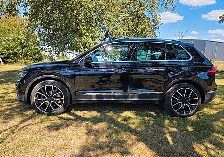 VW Tiguan Volkswagen 2.0 TDI SCR 140kW DSG 4MOTION Highlin...