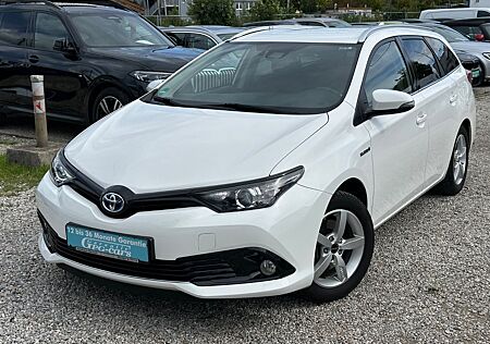 Toyota Auris Team D/ 1Hand/KeyLessGo/Kamera/Navi/Tempo