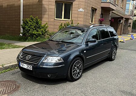 VW Passat Variant Volkswagen W8 4motion mit 6-Gang SG