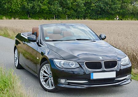 BMW 320d Cabrio NAVI PRO/ LEDER SATTELBRAUN/ 18" LM