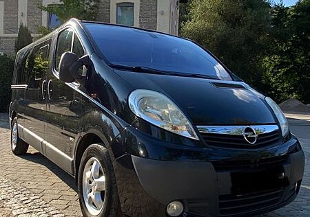 Opel Vivaro 2.0 CDTi L2H1 Camperausbau + 9-Sitzer TÜV