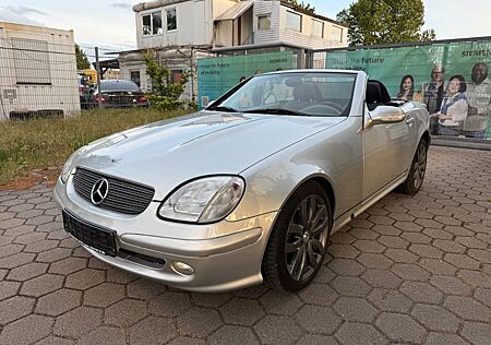 Mercedes-Benz SLK 200 KOMPRESSOR-Klima-Leder-Tempo-Sitzhz-TÜV