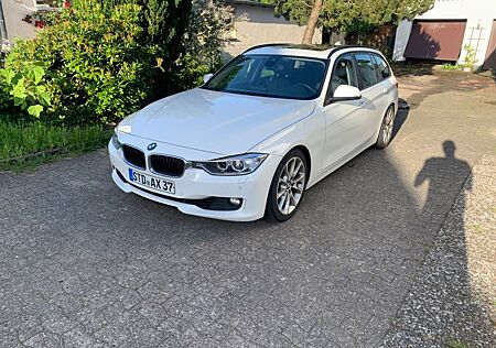 BMW 330d xDrive Touring Automatic -