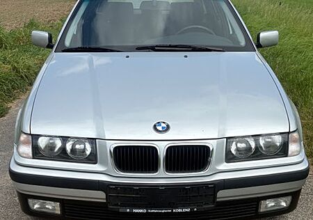 BMW 316i touring Comfort Edition Comfort Edition