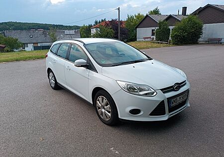 Ford Focus Turnier 1,6TDCi 116PS *AHK*