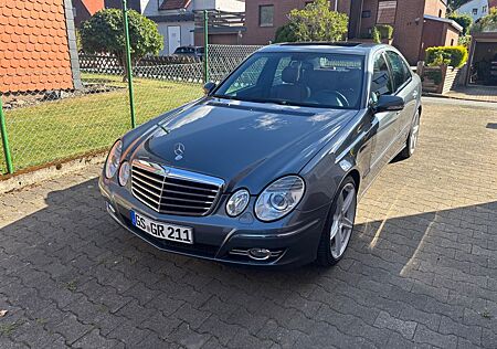Mercedes-Benz E 230 Avantgarde