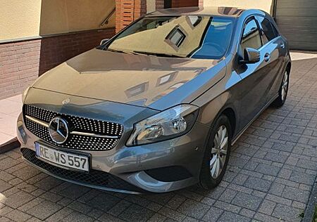 Mercedes-Benz A 180 2Style 2Style