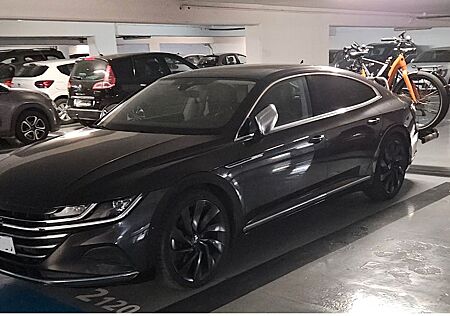 VW Arteon Volkswagen 200PS Vollausstg. DCC Sthzg. AHK 360°