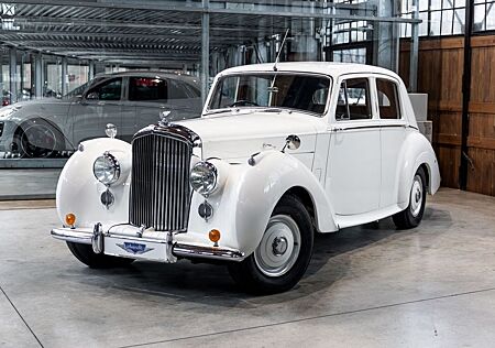 Bentley R Type