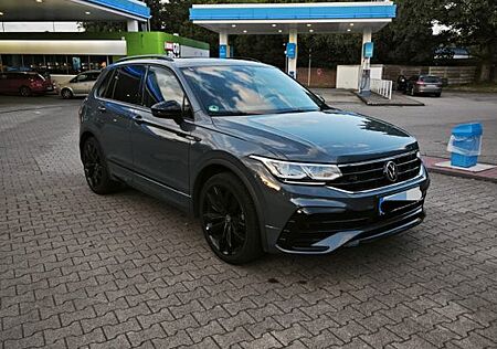 VW Tiguan Volkswagen 1.5 TSI OPF DSG R-Line R-Line *TÜV NEU*