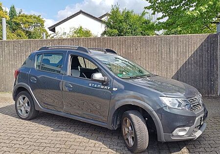 Dacia Sandero TCe 100 ECO-G Essential Essential