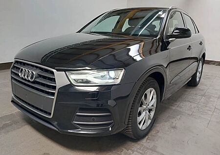 Audi Q3 design*AHK*Navi*SHZ*Bi-Xenon*