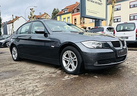 BMW 318i Limousine Automatik Navi Leder SD SHZG PDC
