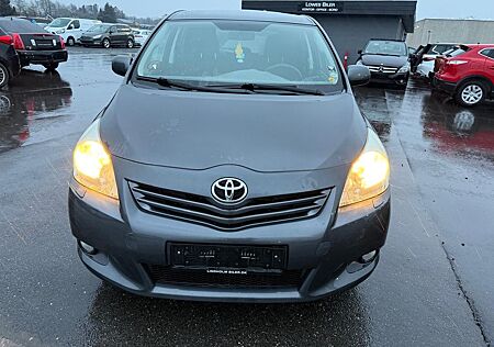 Toyota Verso 2.0l D-4D Life 7 Seats