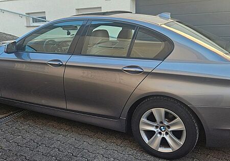 BMW 525d -