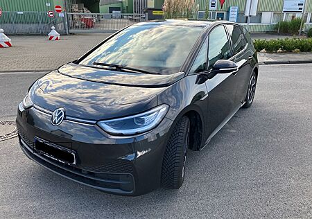 VW ID.3 Volkswagen Pure Perform. 45 kWh 110 kW Pure Style ...