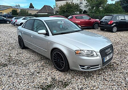 Audi A4 Lim. 1.6, Alu,Allwetter, Tüv + Service Neu !