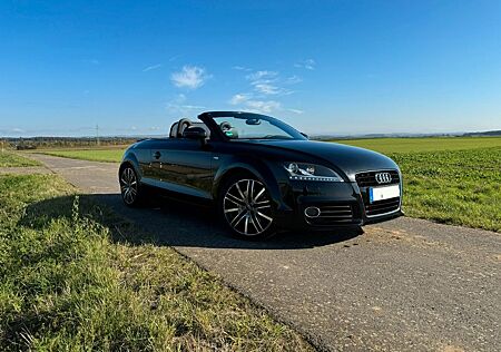 Audi TT Roadster 2.0 TFSI - S-Line 8-fach Bereift