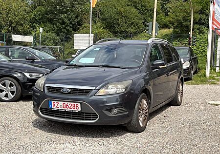 Ford Focus Turnier Titanium,Navi,Klimatr,Sitzh,Tempo