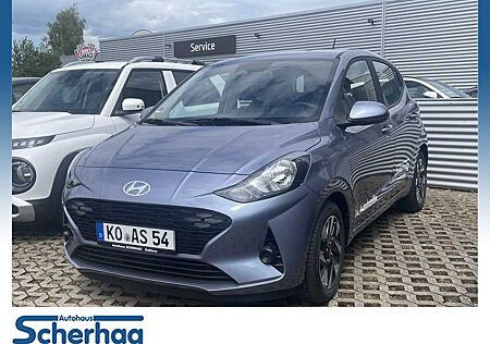 Hyundai i10 1.0 Trend Sitzheizung Navigation