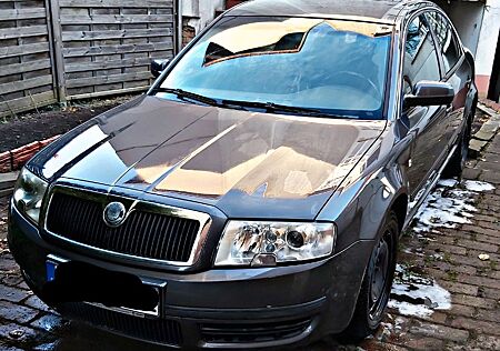 Skoda Superb 2.0 -