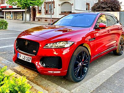 Jaguar F-Pace 30d AWD First Edition Vollausstat.-Scheck