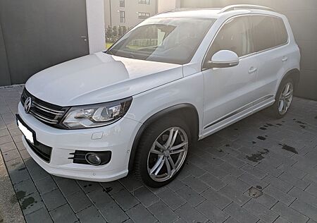 VW Tiguan Volkswagen 2.0TDI SCR 4MOTION BMT Sport&Style R-Line
