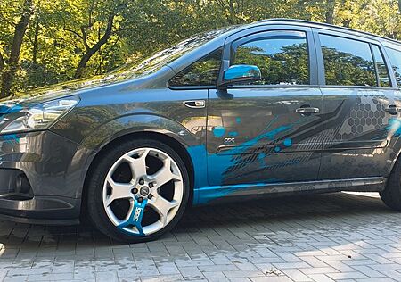 Opel Zafira 1.9 CDTI Edition 110kW Edition OPC Line 2