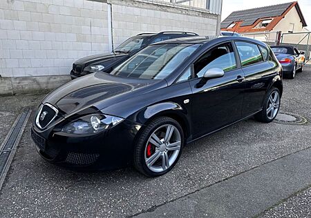 Seat Leon FR 2.0 T FSI SHZ Tempomat