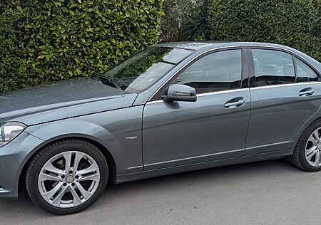 Mercedes-Benz C 200 AVANTGARDE AVANTGARDE