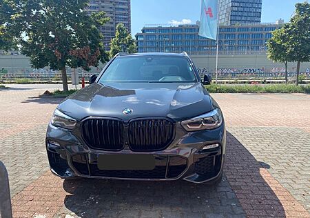 BMW X5 xDrive40i -