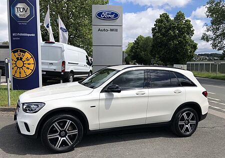 Mercedes-Benz GLC 300 e 4MATIC PHEV BUSINESS FAHRASSISTENZPAKE