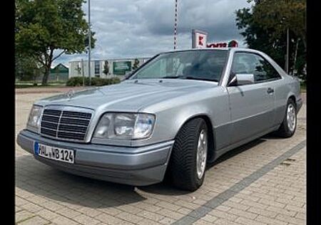 Mercedes-Benz CE 220