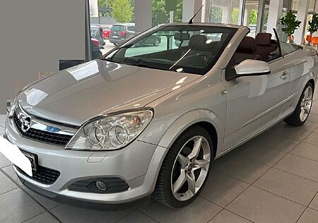 Opel Astra CABRIO 1.HAND nur 90tkm TÜV SHZ KLM LEDER